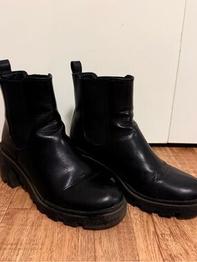 Harlow Black Leather Chelsea Lug Ankle Boots